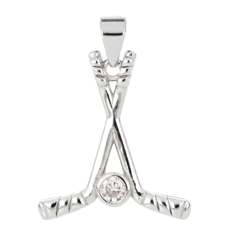 Colgante de plata en forma de palo de hockey con piedra blanca